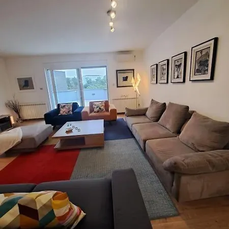 Penthouse Vida Apartment